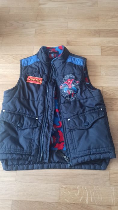 Sprzedam bezrękawnik Spiderman rozmiar na 5/6 lat