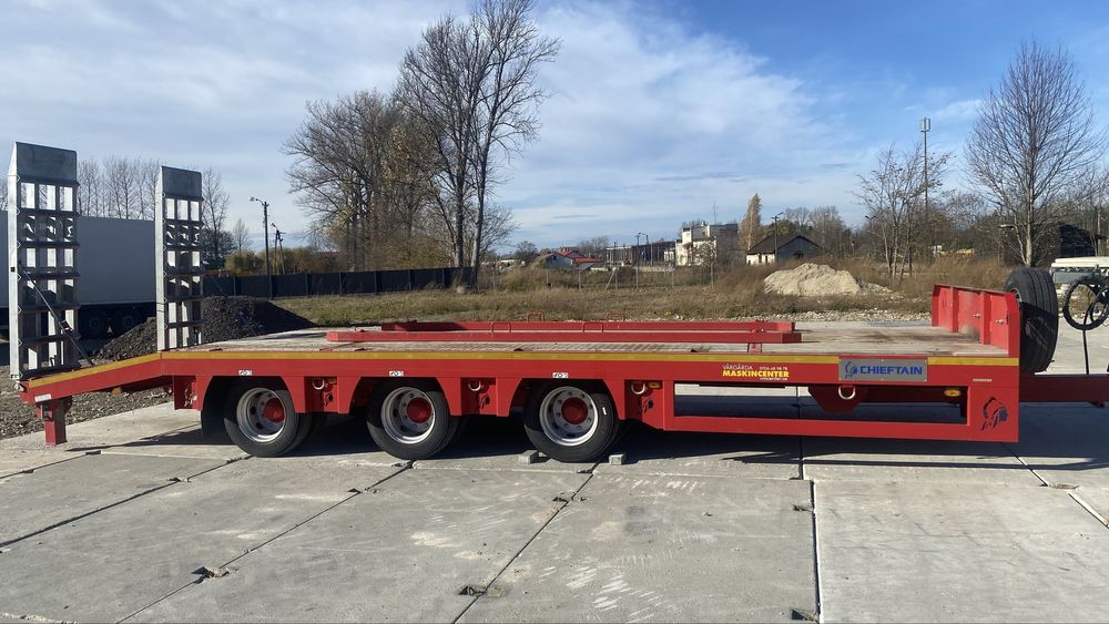 Przyczepa niskopdwoziowa tridem - jak nowa okazja