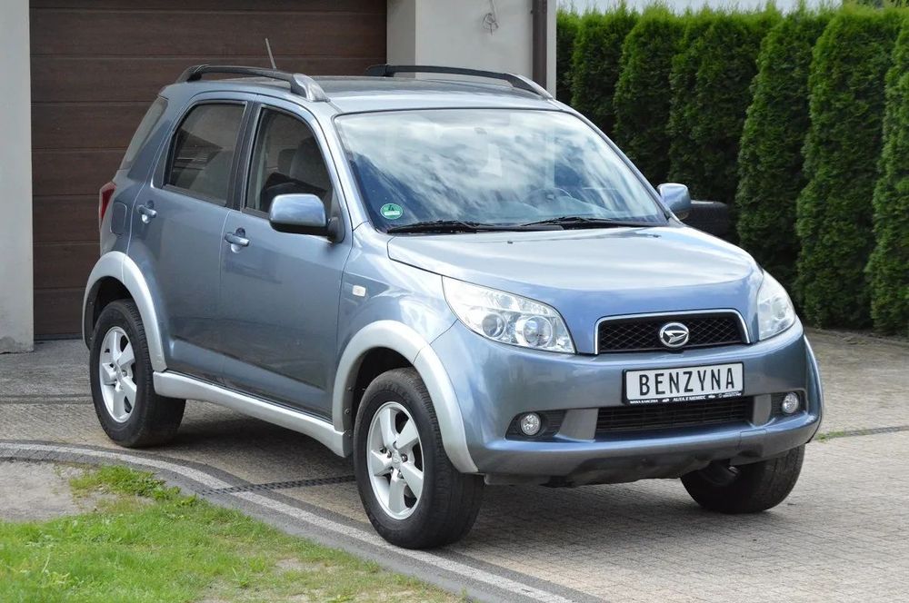 Daihatsu Terios 1.5 Benz. 105KM Top S! Klimatyzacja! 4x4! Bezwypadkowy! Serwisowany!