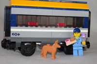 LEGO train wagon osobowy piękna salonka do pociągu 60197 + figurka