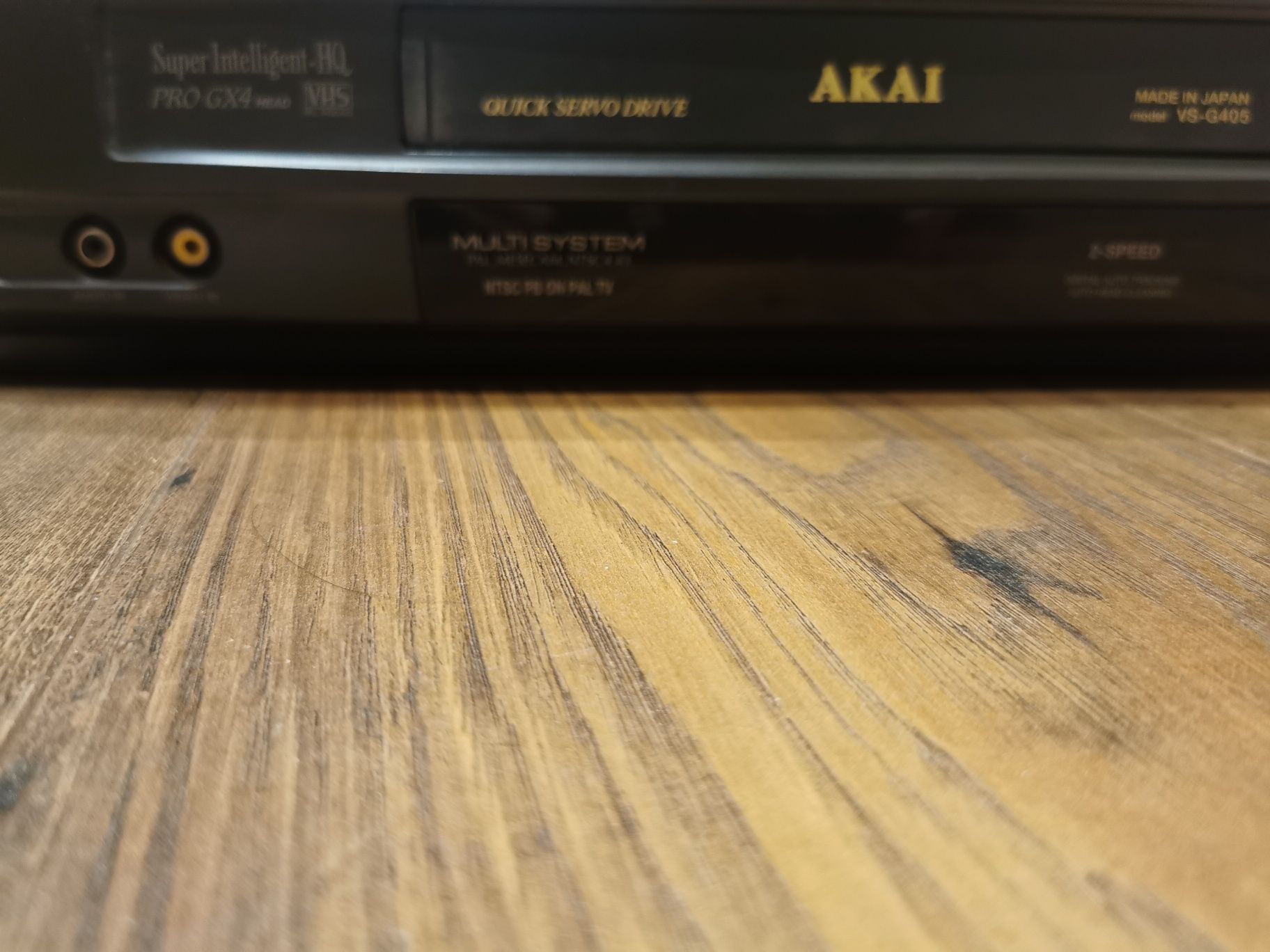 Magnetowid Akai VS-G405