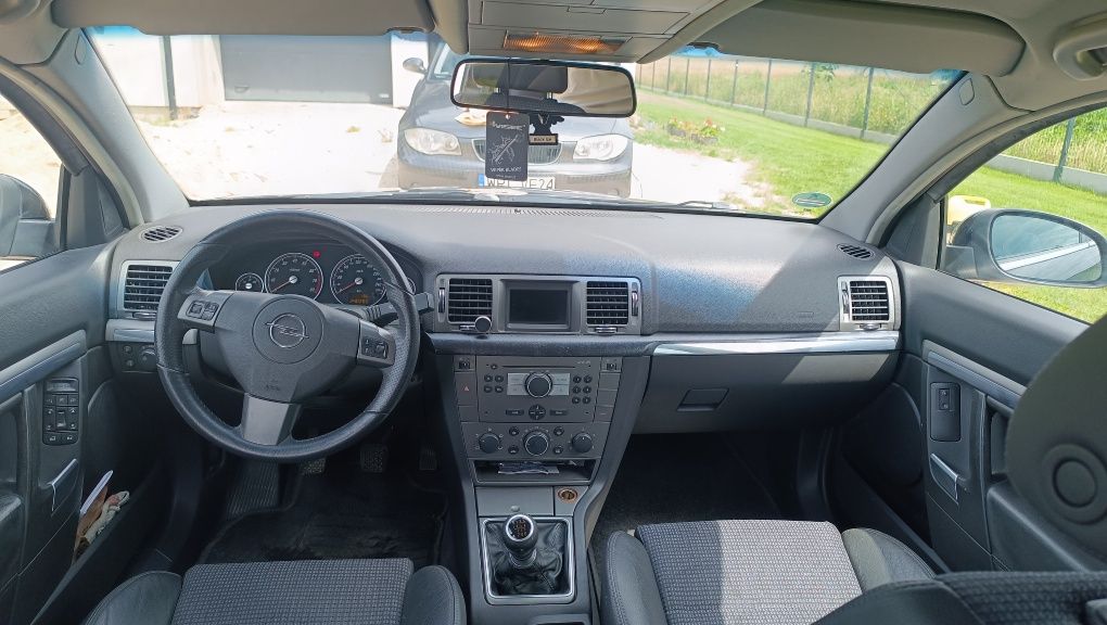 Opel Signum 2.0 T