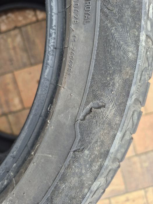 Opony uniroyal rain sport 215/50 r17