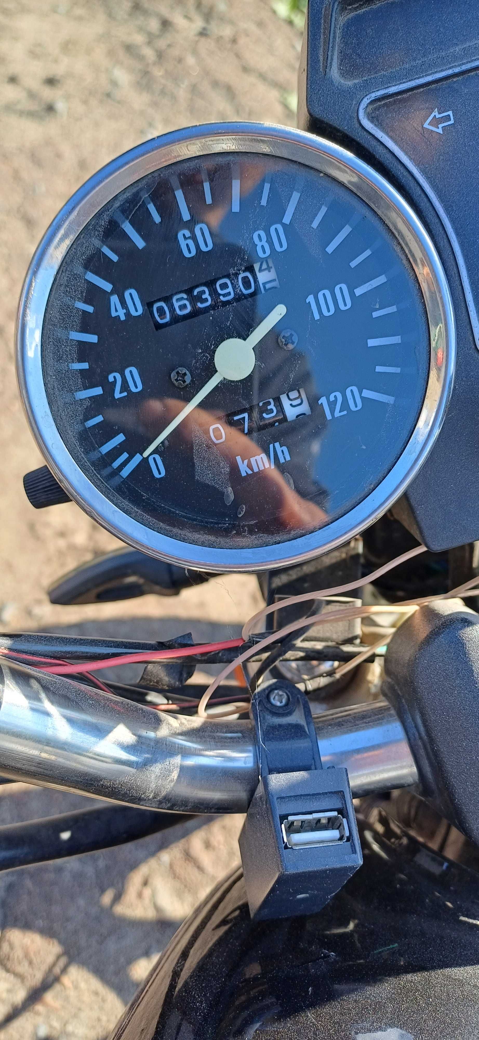 Мопед альфа 125 кубів