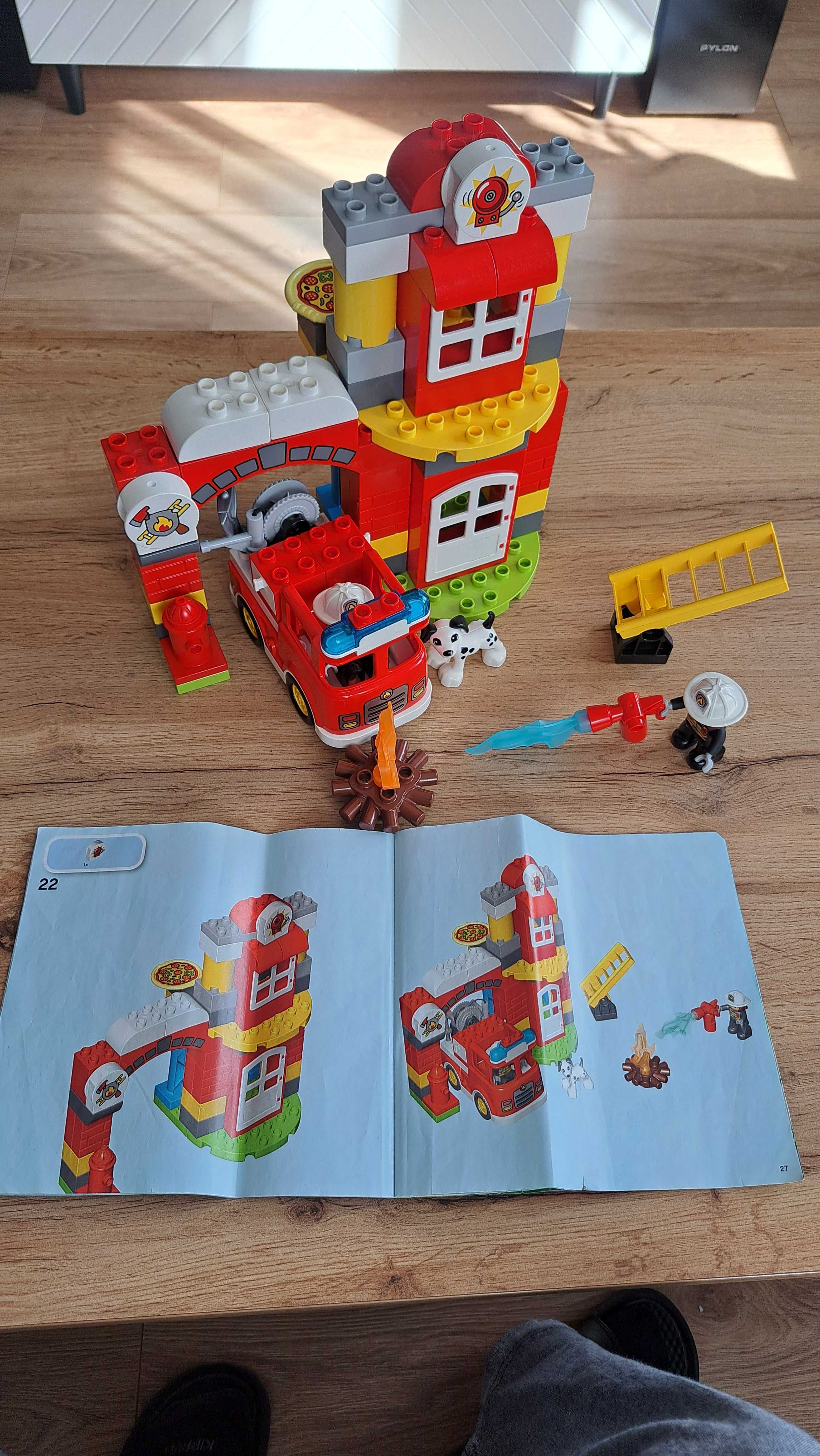 Lego duplo Zestaw Pociąi, Remiza, Stadnina, Zamek Kraina Lodu