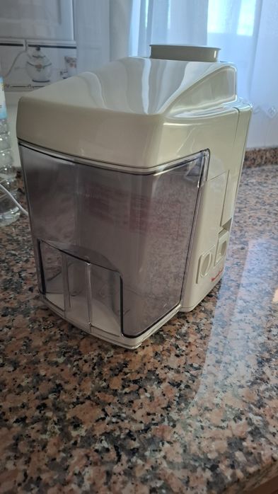 Máquina para fazer sumos naturais
