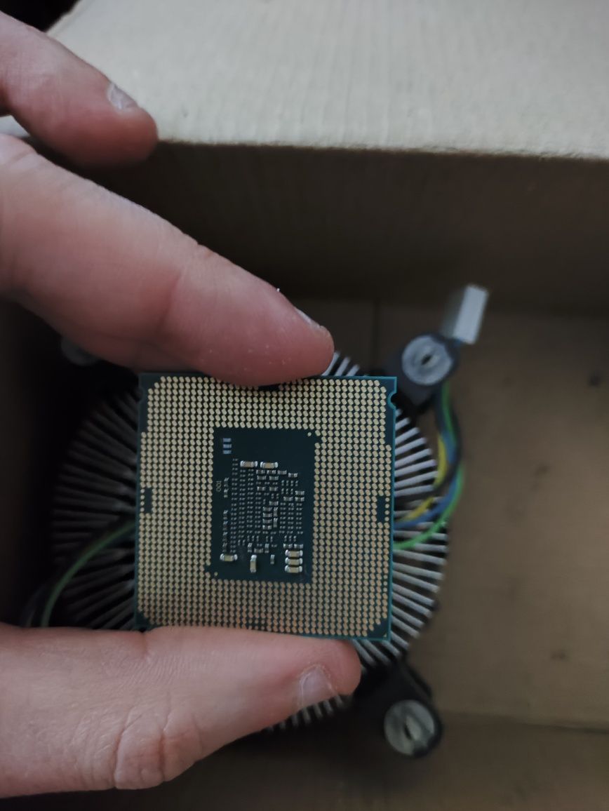 Процессор celeron g3900 + охлаждение