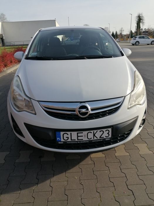 Opel Corsa D lift 1.2 Benz. 86 km. 98tyś.