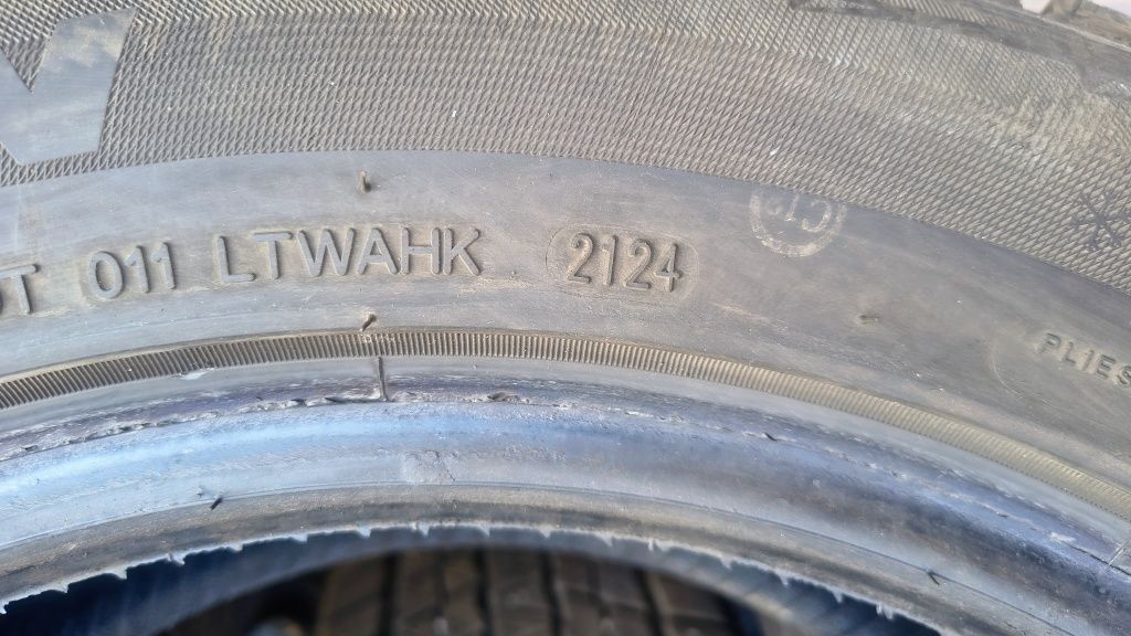 Зимові шини Kapsen RW501 R16 215/55