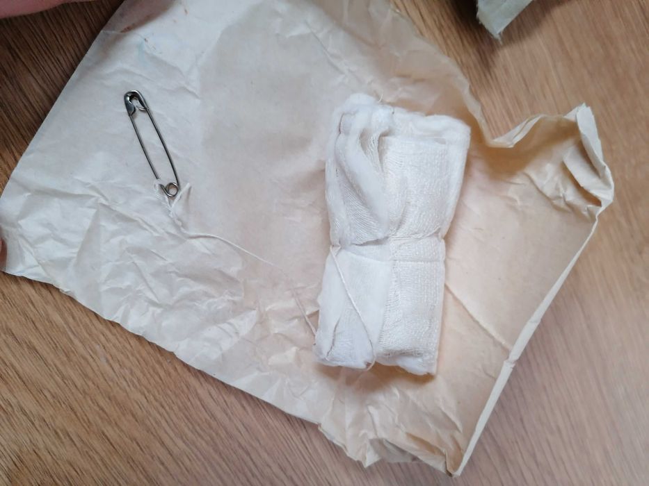 Opatrunki górnicze z PRL  - 7 szt