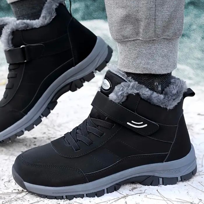 Зимние ботинки. 40-41  размер.Стопа 26.см.