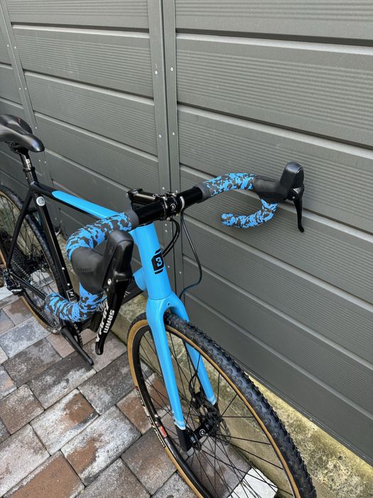 Bombtrack Tension gravel дорожній міський велосипед