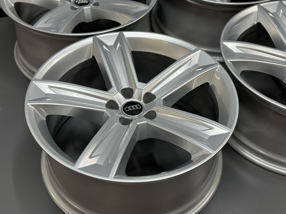 Оригінальні диски Audi Q8 5х112 9J R20 ET20. 4M8601025C