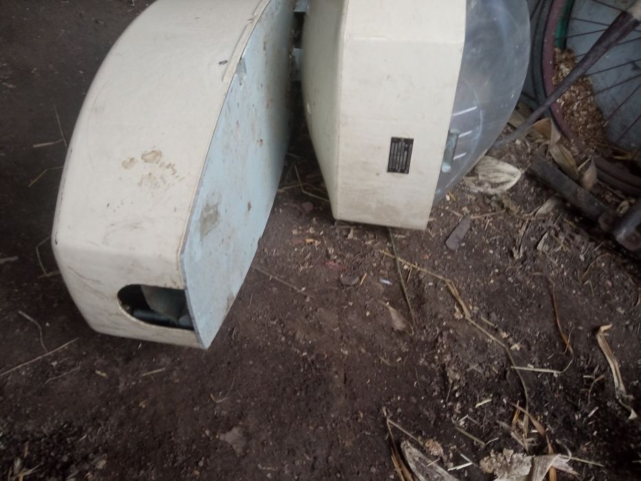 Фонар прожектор  великий на стовп вуличний новий