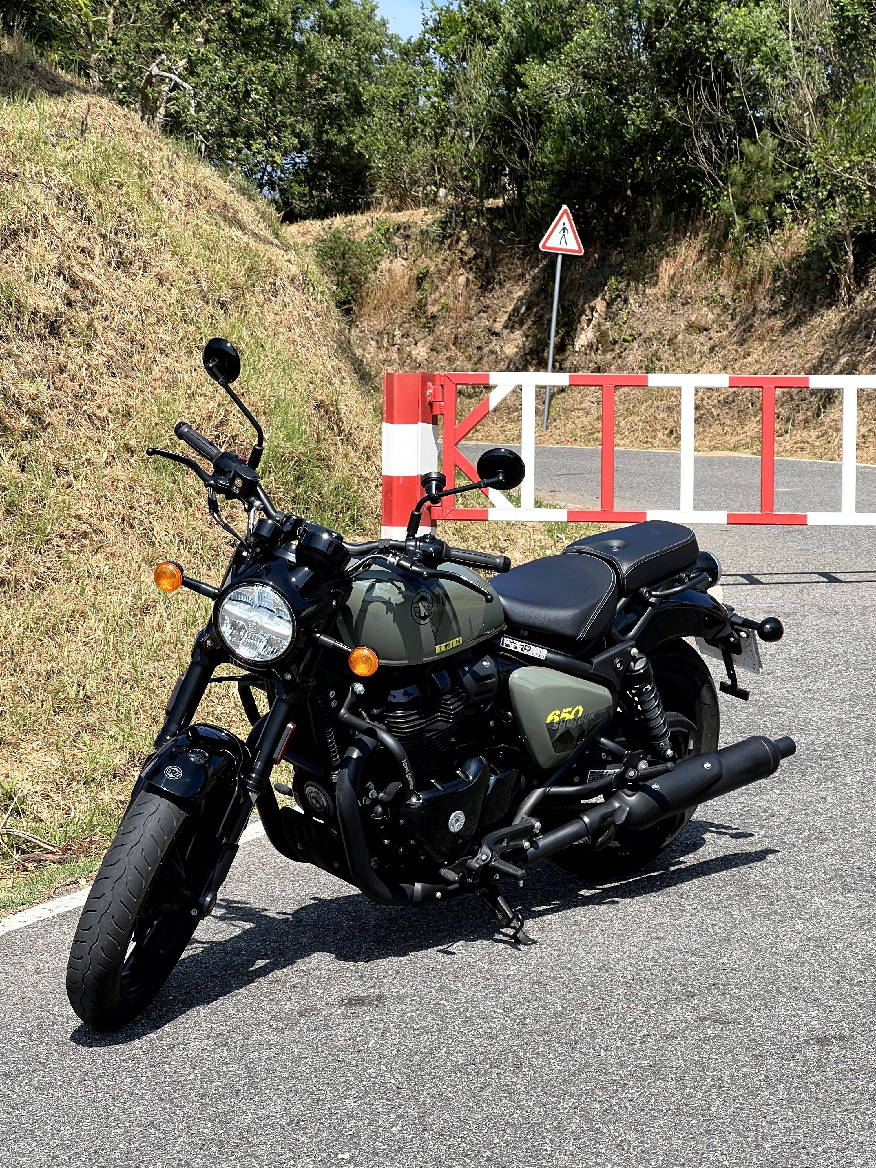 Royal Enfield Shotgun 650