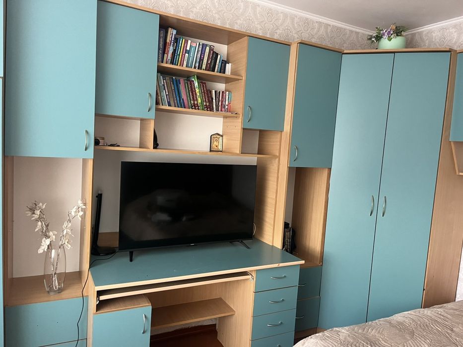 Мебель , шкаф, стол, тумби