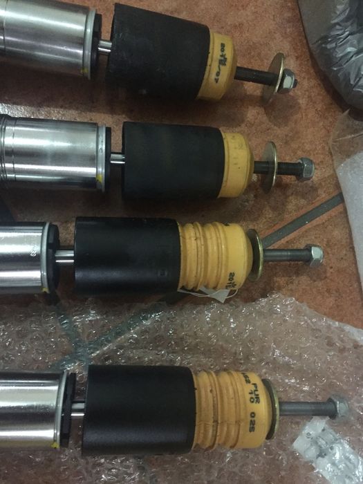 CRX88-91  Amortecedores e Molas KW V1