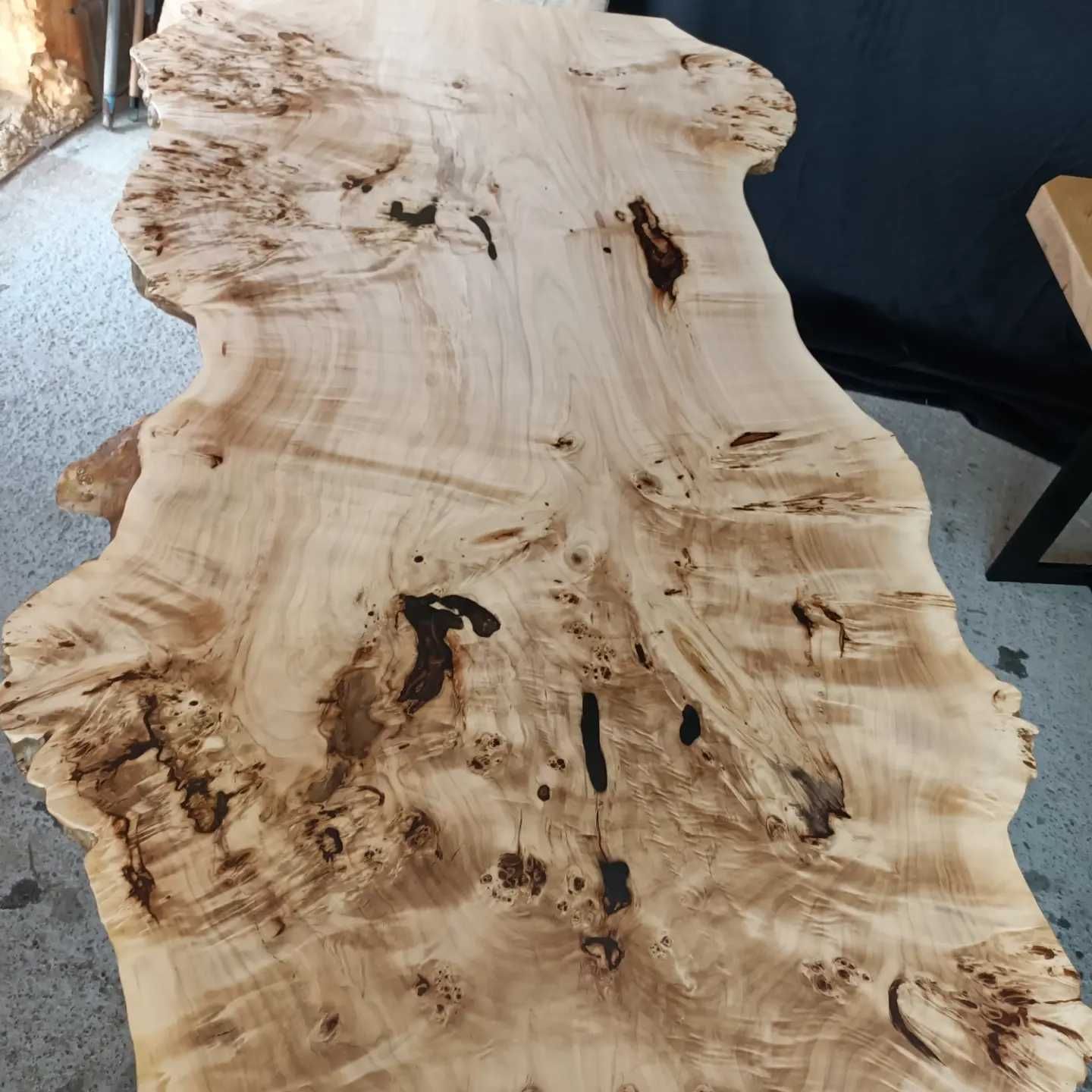 Stół z czeczoty loft design gotowy nie dębowy blat live edge Dostępny