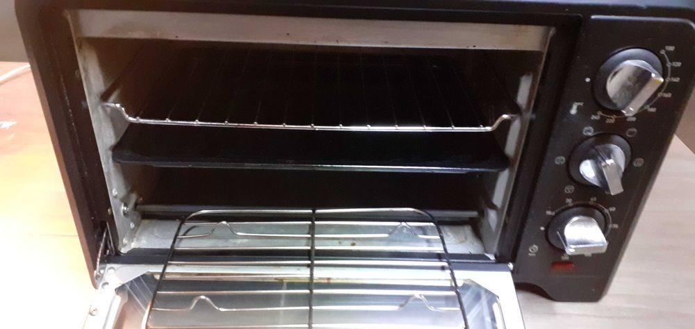 Forno  pequeno elétrico