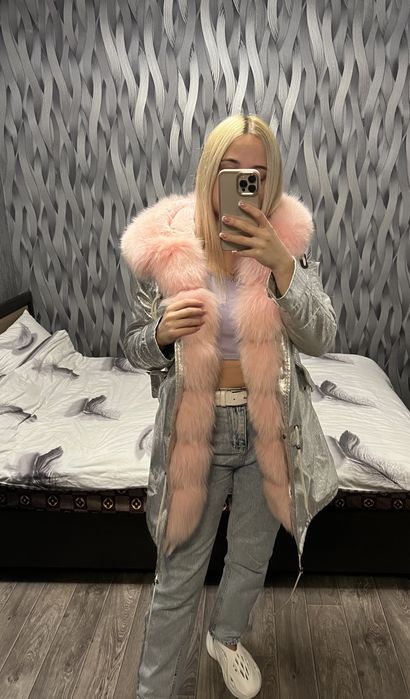 Парка серебро с розовым мехом