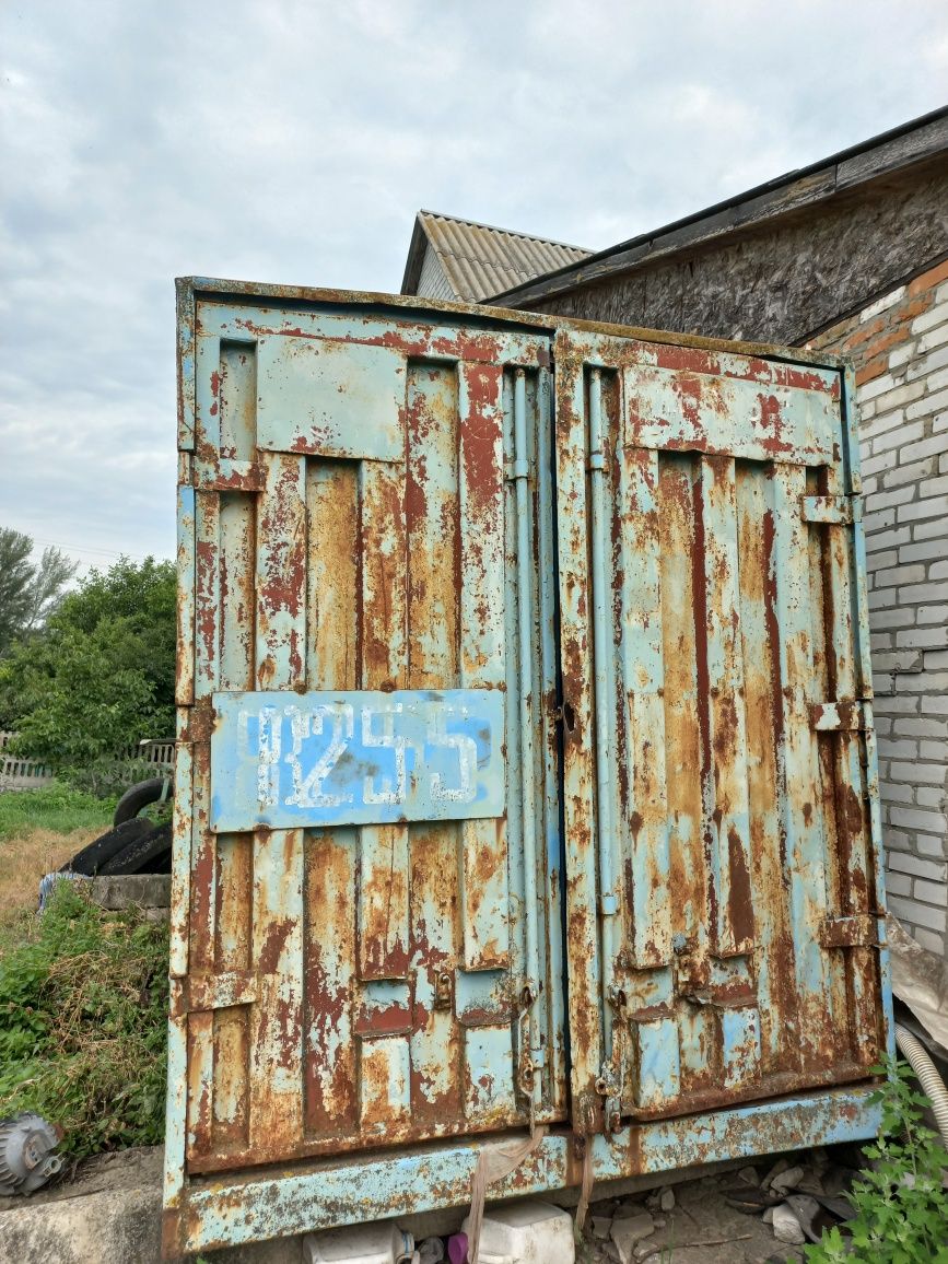 Контейнер морський