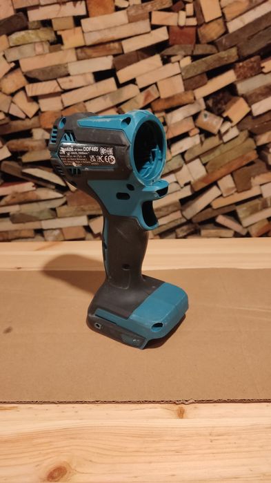 Makita DDF485 obudowa w dobrym stanie