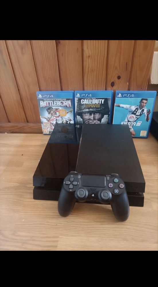 Ps4 em muito bom estado