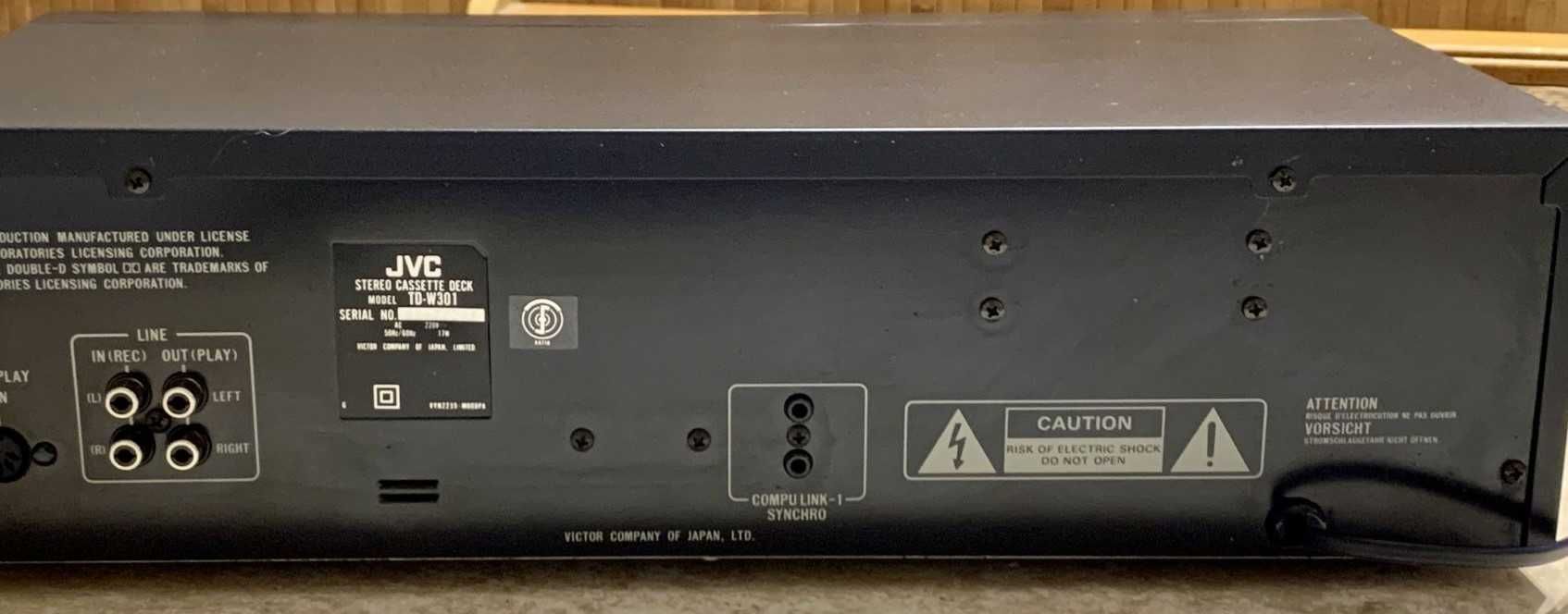 Двухкассетная дека JVC TD-W301