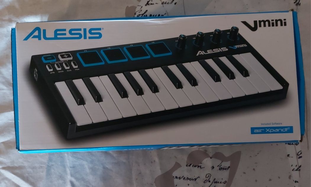 Alesis V Mini MIDI Keyboard