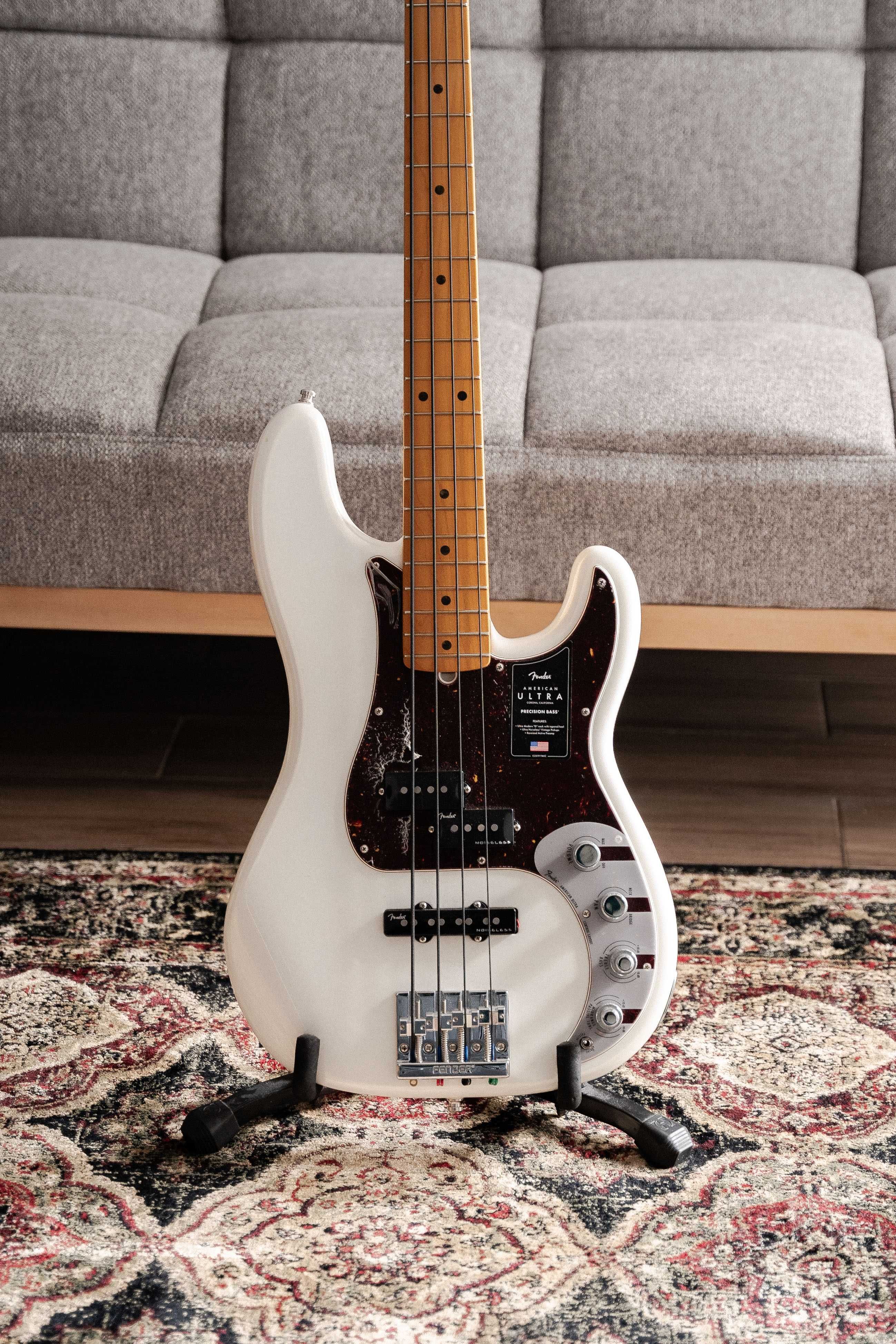 Fender Precision Bass ULTRA