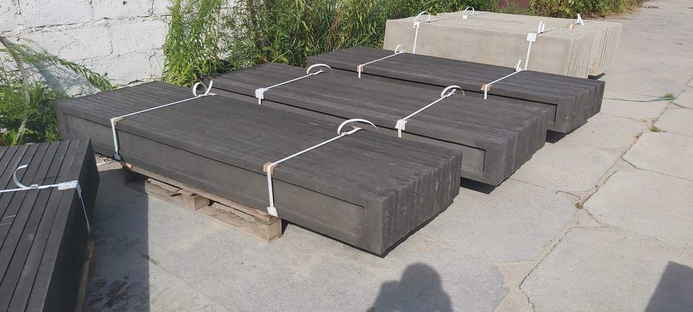 Grafit podmurówka , podwalina betonowa , panel , deska