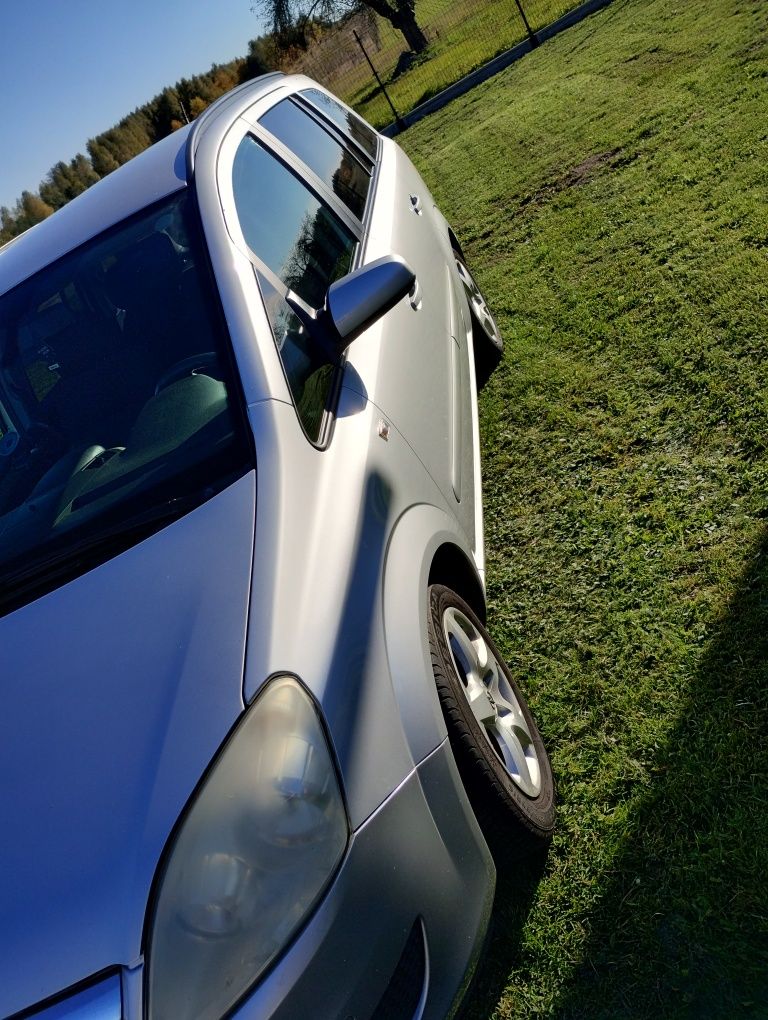 Opel Zafira B z silnikiem Isuzu