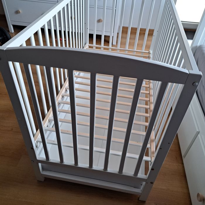 Łóżeczko dziecięce 120x60 białe drewniane