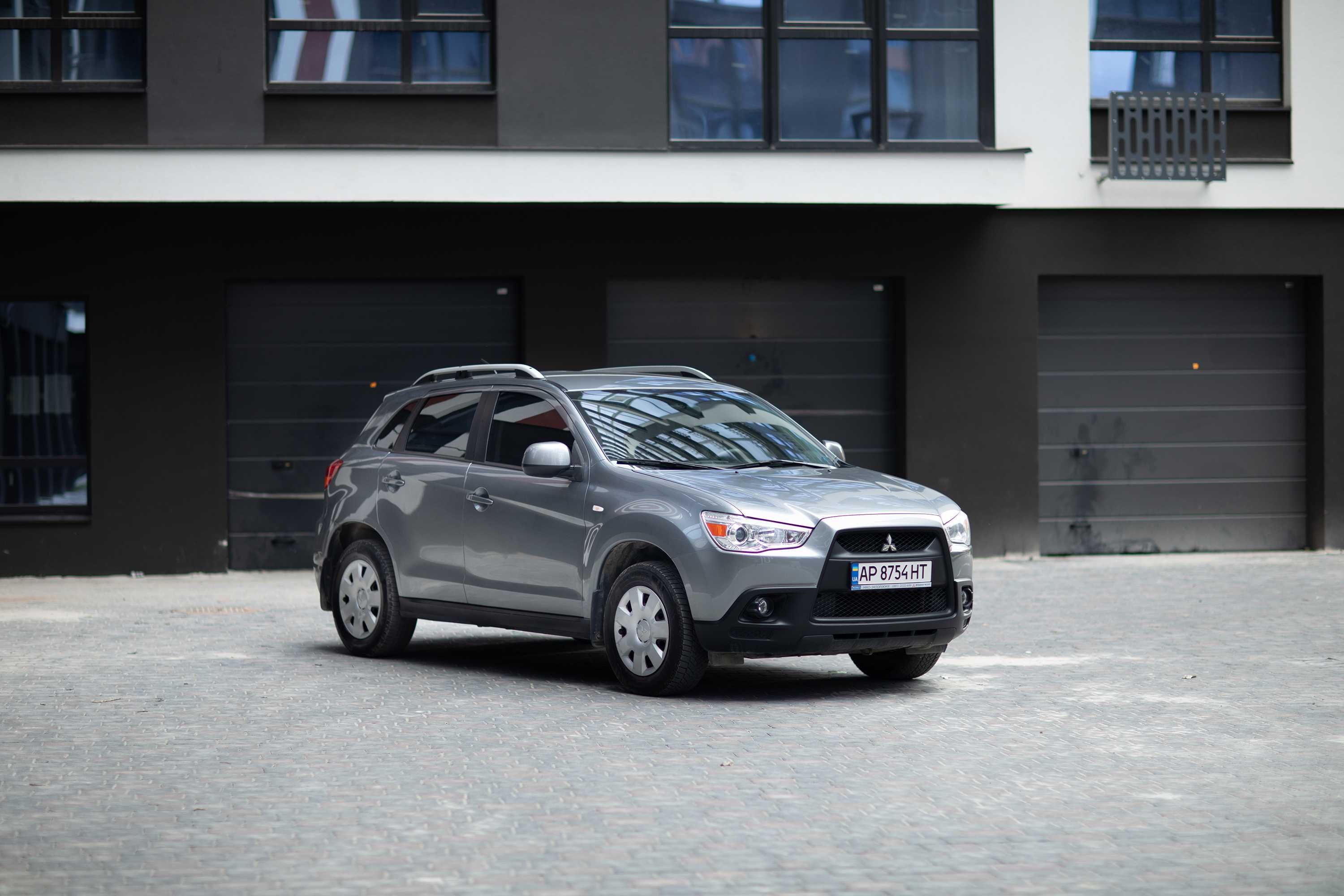 Mitsubishi ASX 2011 1.6 бенз. 5-ст. МКПП