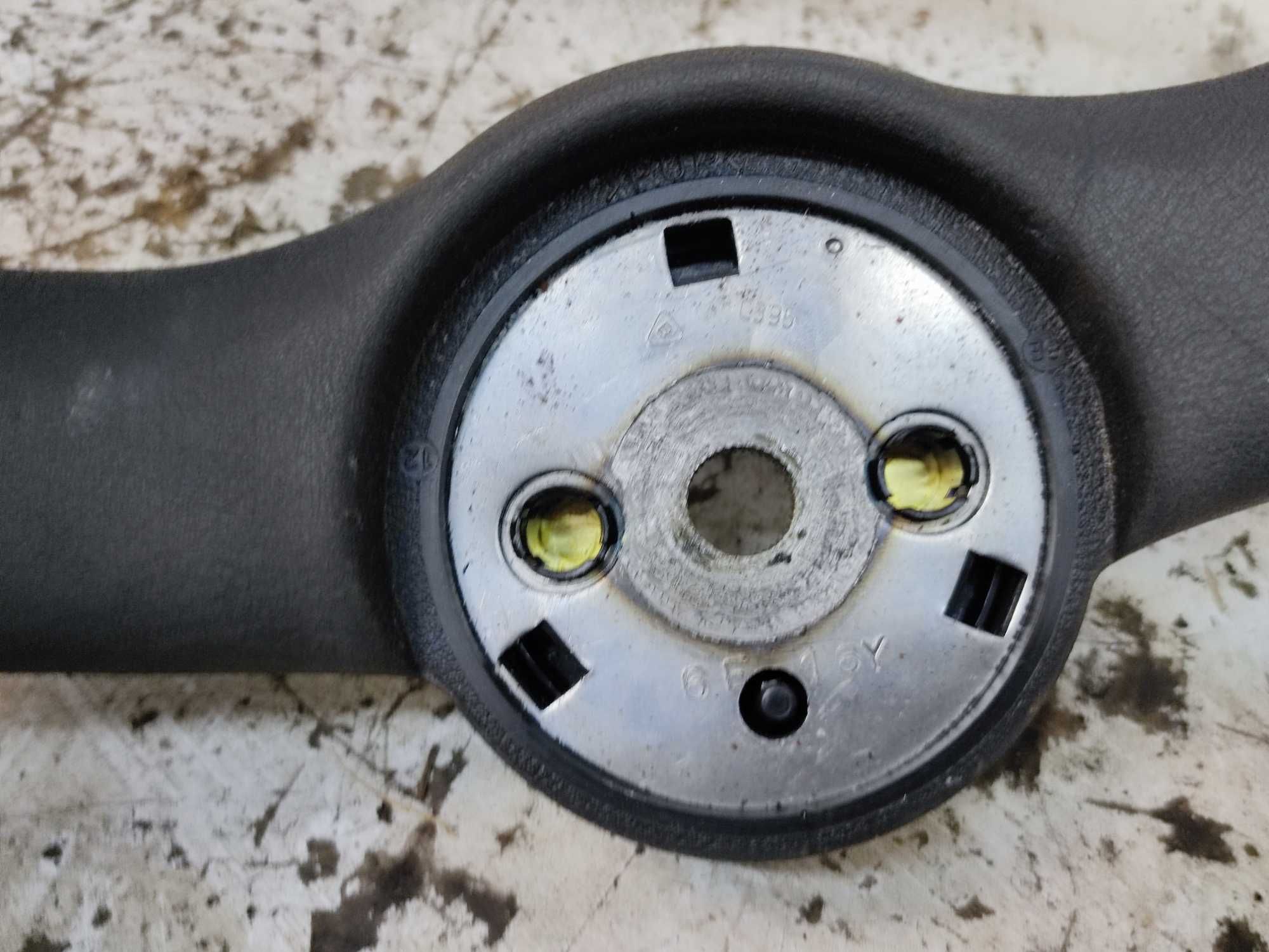 Fiat 126P Maluch Kierownica Dwuramienna