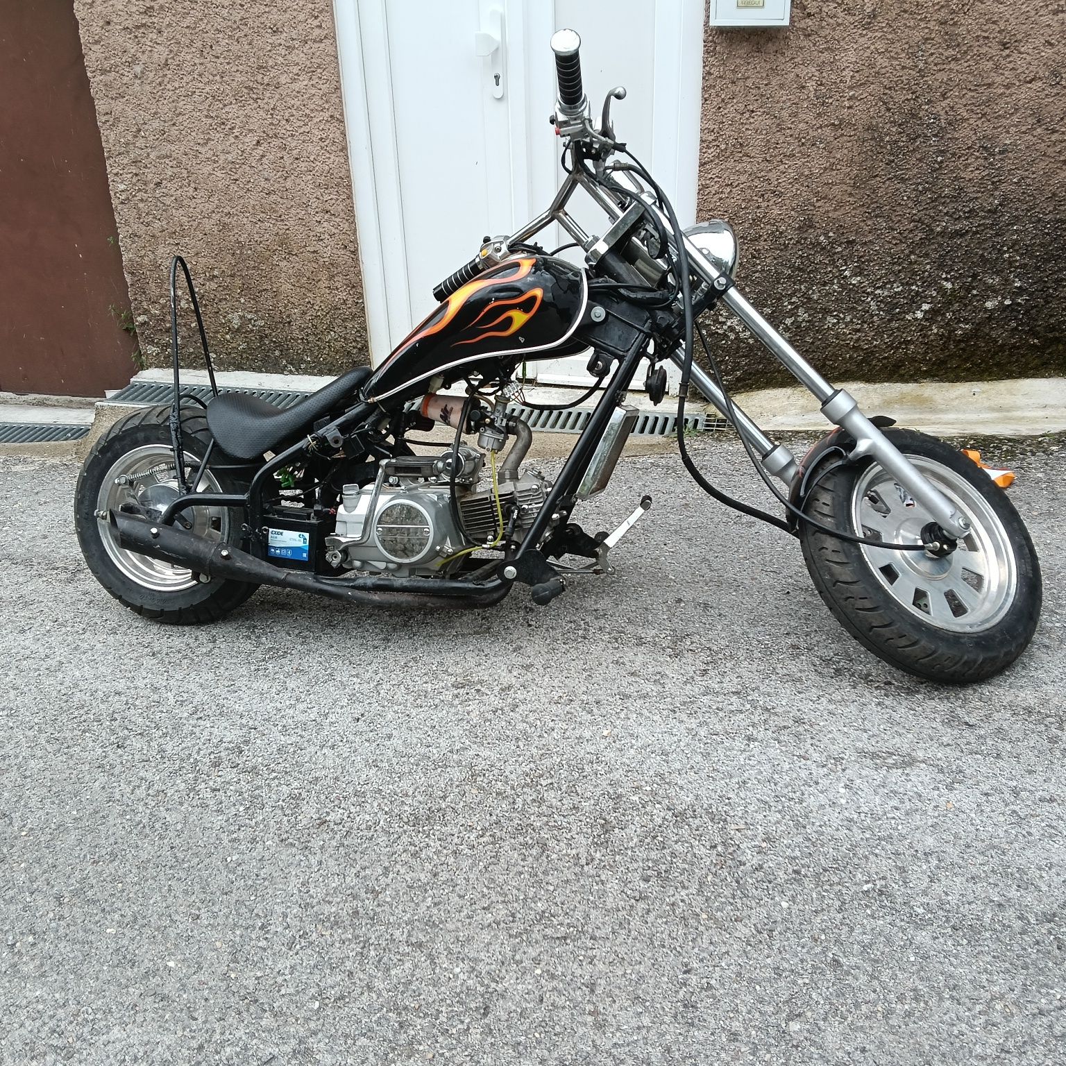 Mini chopper (estilo HD)