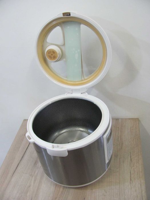 MULTICOOKER Garnek Elektryczny  Saturn  ST-MC9209 5L