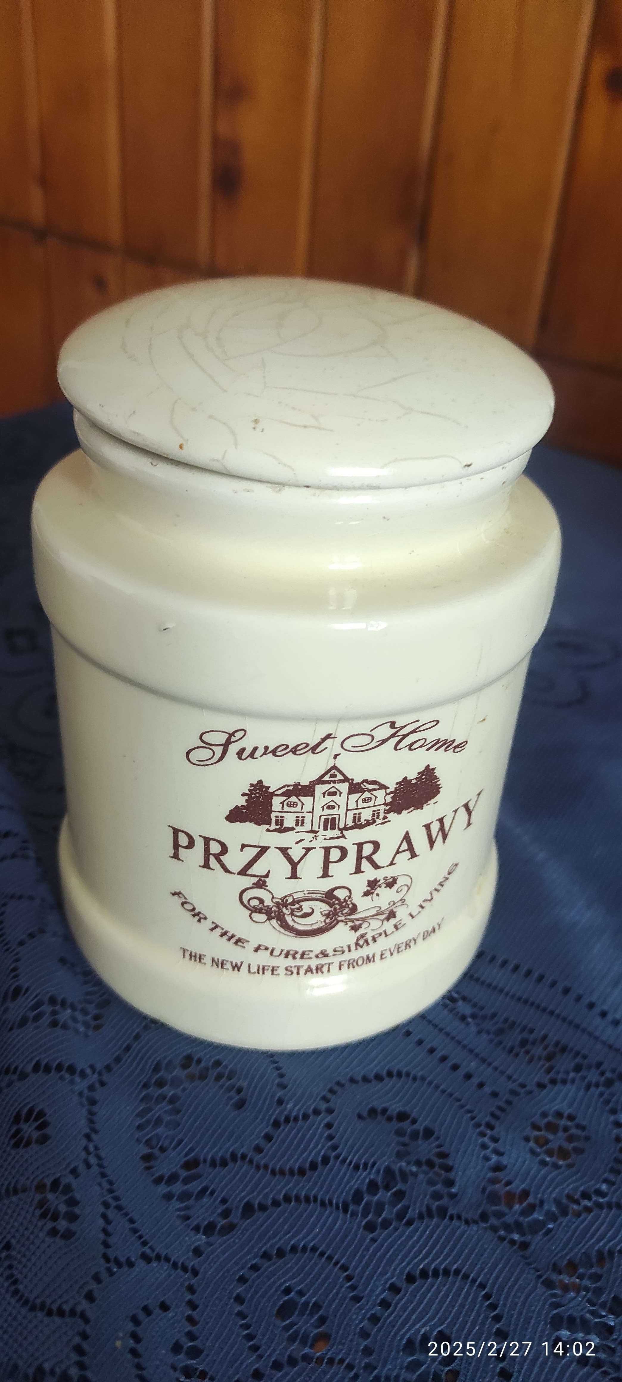 pojemniki fajansowe, para, opis brązowy, np. na bułkę tartą, przyprawy