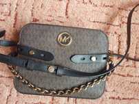 MICHAEL KORS CARMEN CROSSBODY Корс сумка коричнева чорна
