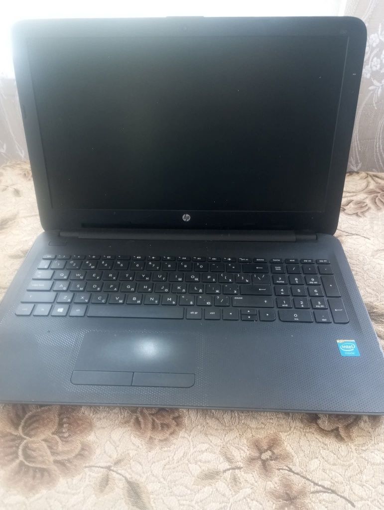 Продам ноутбук HP 250 G4