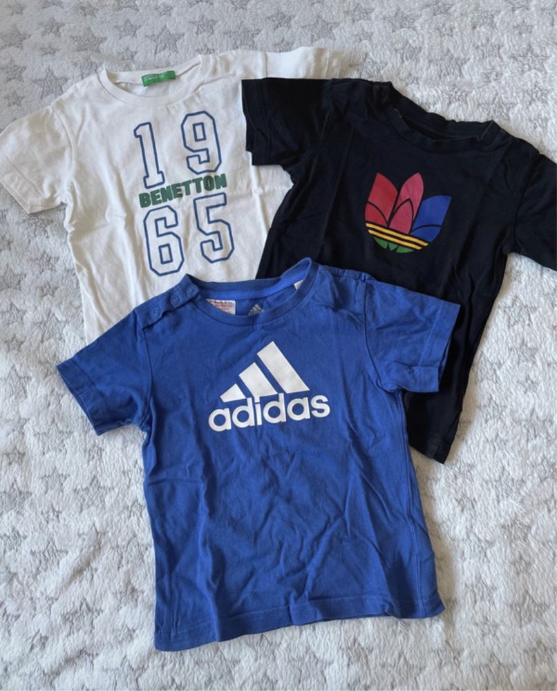 Conjunto t-shirts adidas e Benetton