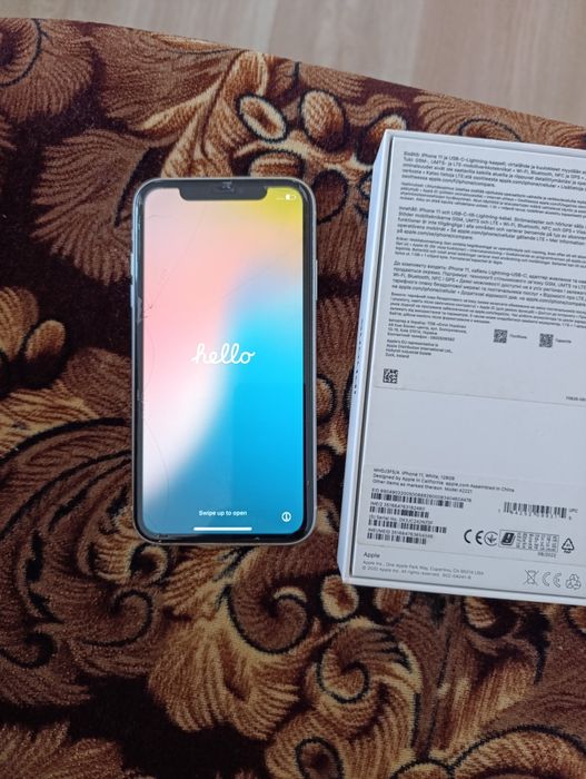 Продам айфон 11, пам'ять 128