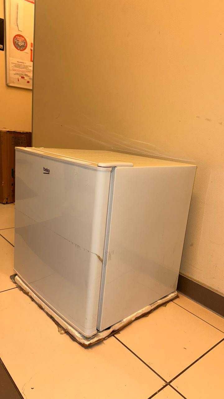 Mini lodówka Beko / Minibar Beko