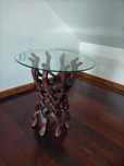 Mesa de centro com vidro