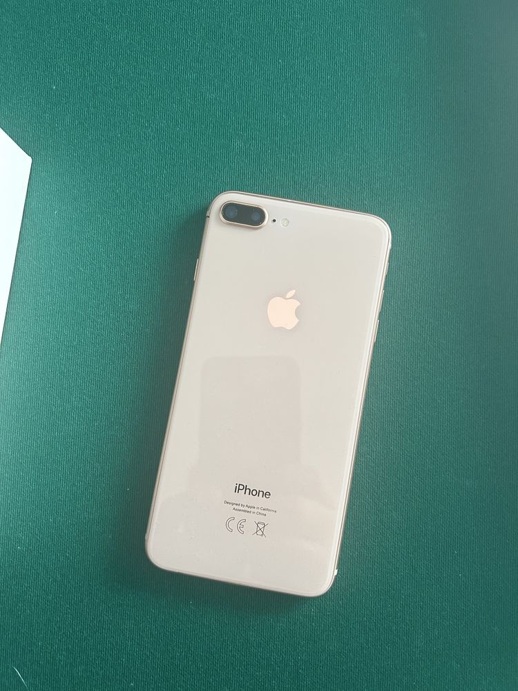 Iphon 8 plus idealny