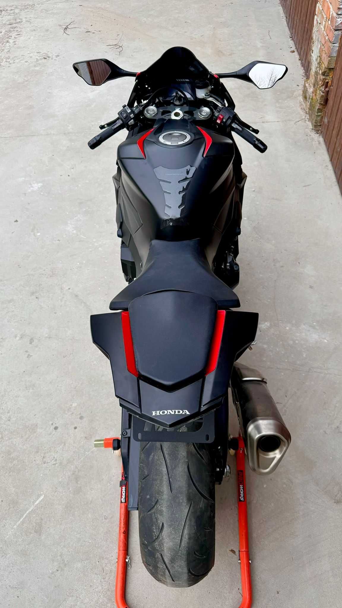 HONDA CBR 1000RR SC77 2021R 4424 km