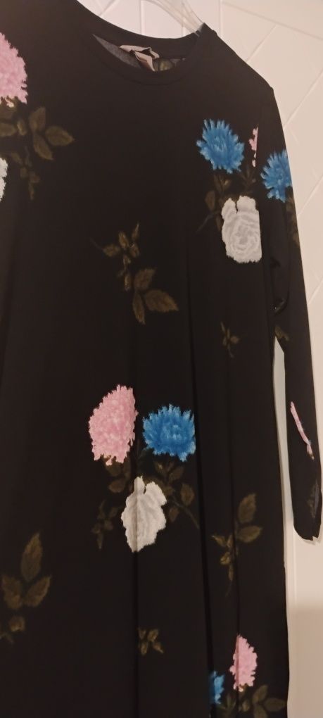 Śliczna sukienka H&M 42/44