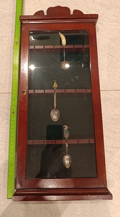 Witryny na łyżeczki