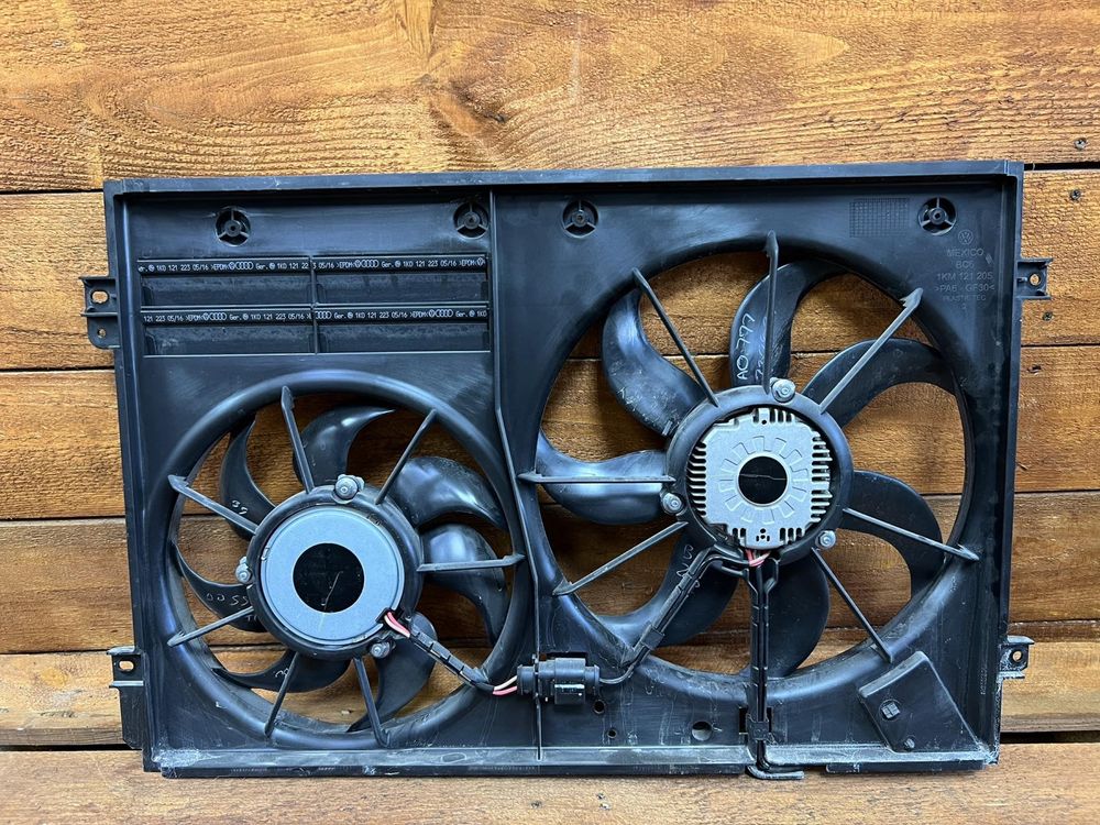 Комплект вентиляторів охолодження VW Jetta 6 2014-2017р. Оригінал!