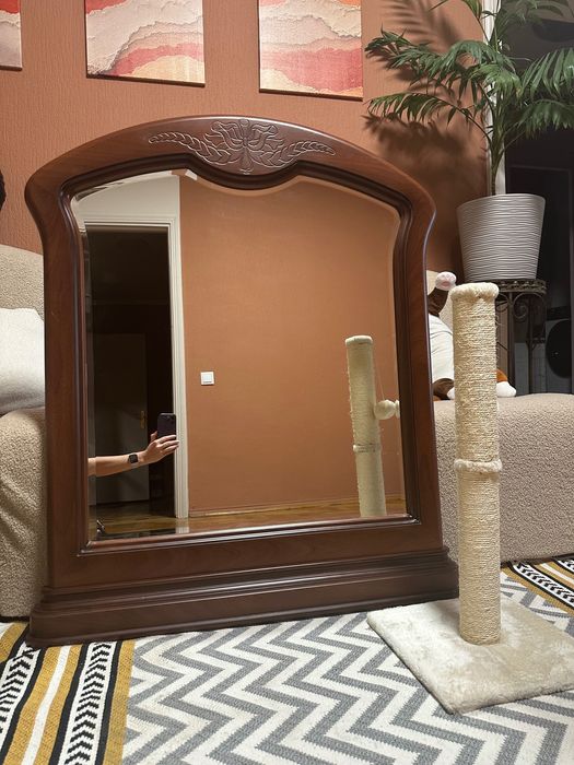 Дзеркало б/у можна ставити або вішати